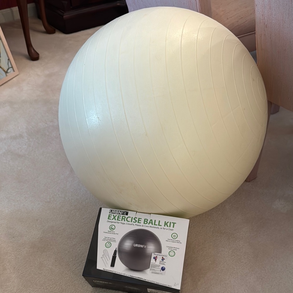 Cream Exercise Ball Kit